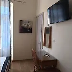 Anesis לאוטרה אדיפסאו