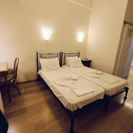 Anesis Hotel 2*