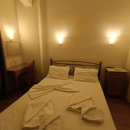 Anesis Hotel 2*