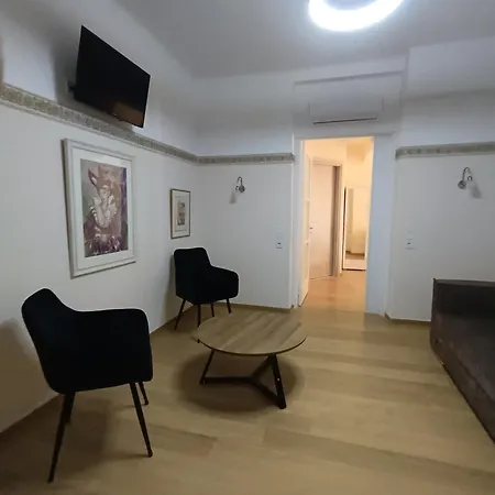 Anesis Hotel 3*